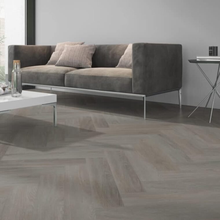 LVLnine English Oak Taupe Herringbone
